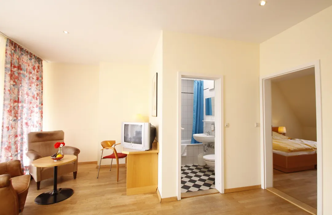 Hotel Schiller-1