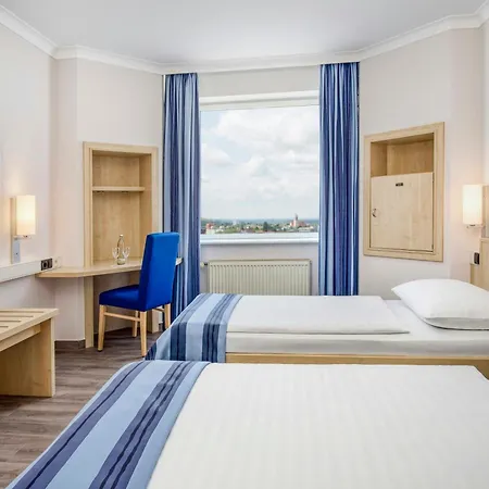 Hotel Freiburg City Center By Leonardo Hotels-3